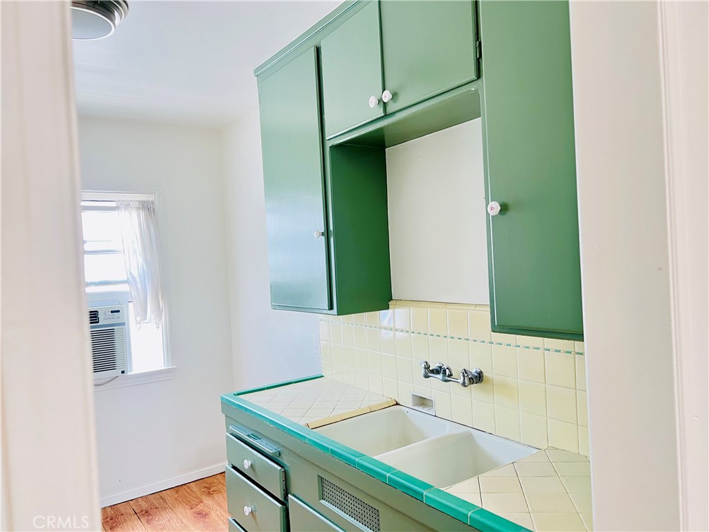 122 Elm Avenue 10