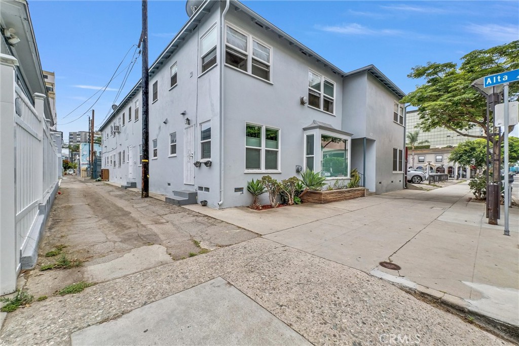 Grayson Arms - Residential