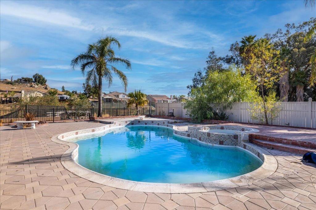 12016 Vista De Cerros Drive
