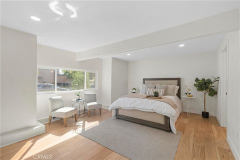 14519 Dyer Sylmar CA 91342