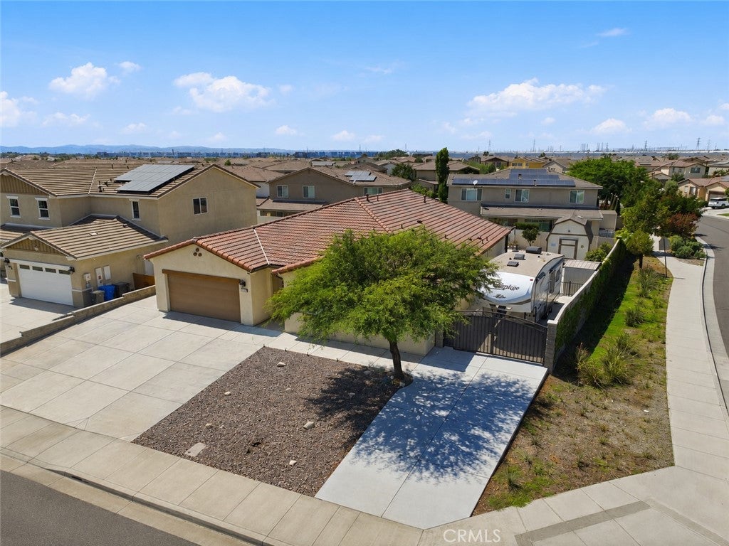 11565 Forsythia Street