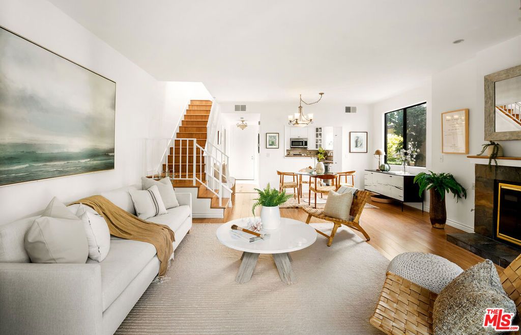 Photo of 8128 Manitoba Street #106, Playa Del Rey, CA 90293 (MLS # 25623877)