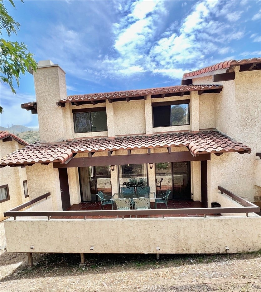 35 Cabrillo Drive