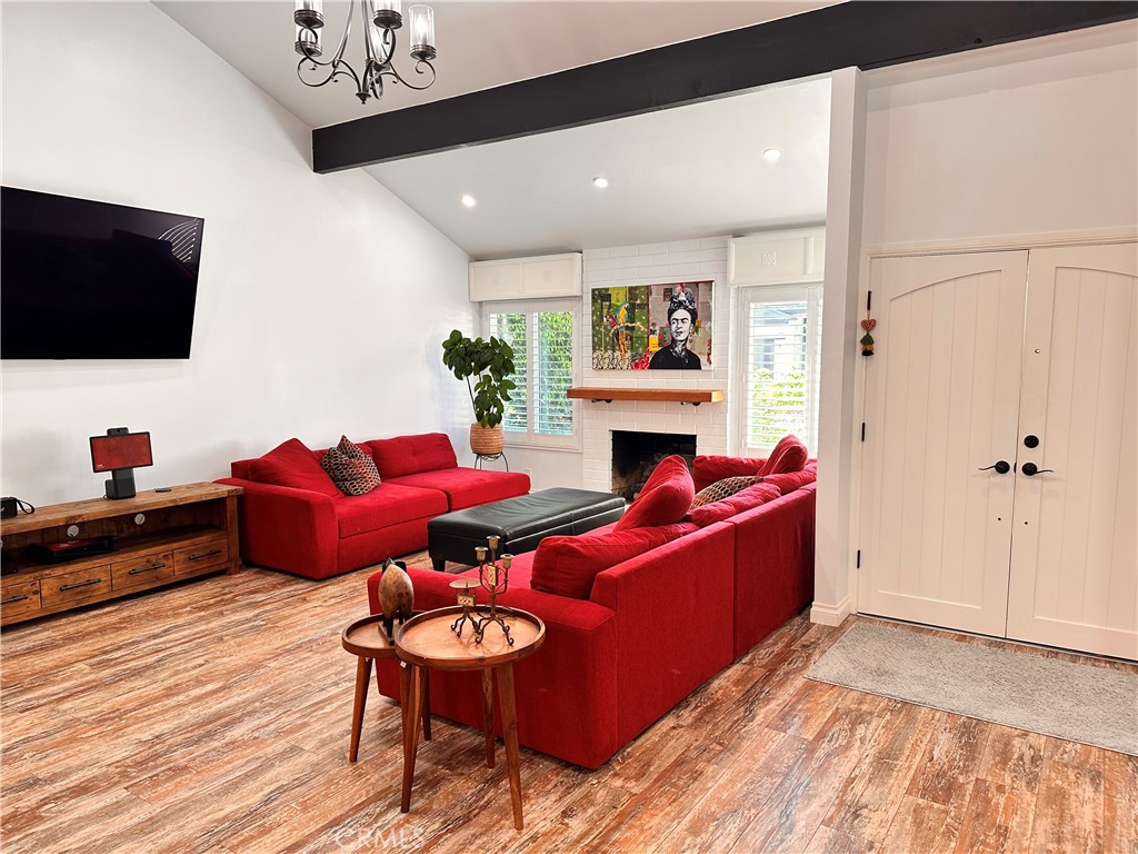 17400 Laurelbrook Court