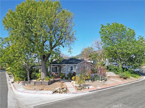 3033 Fairesta La Crescenta CA 91214