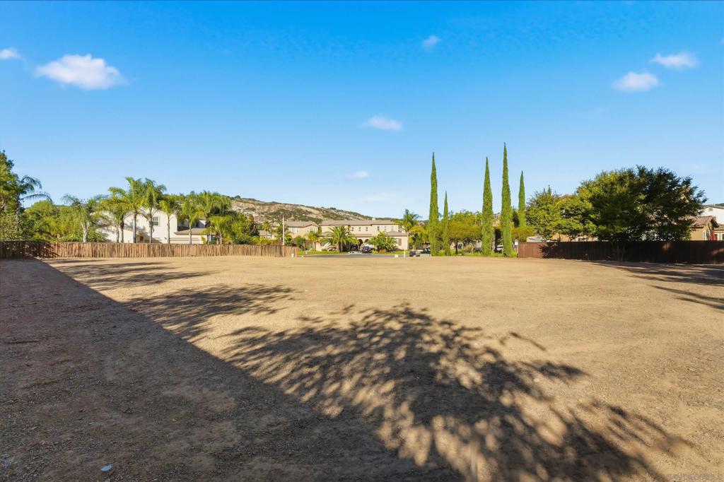 Valley Center - Land