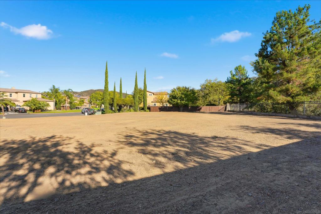 Valley Center - Land