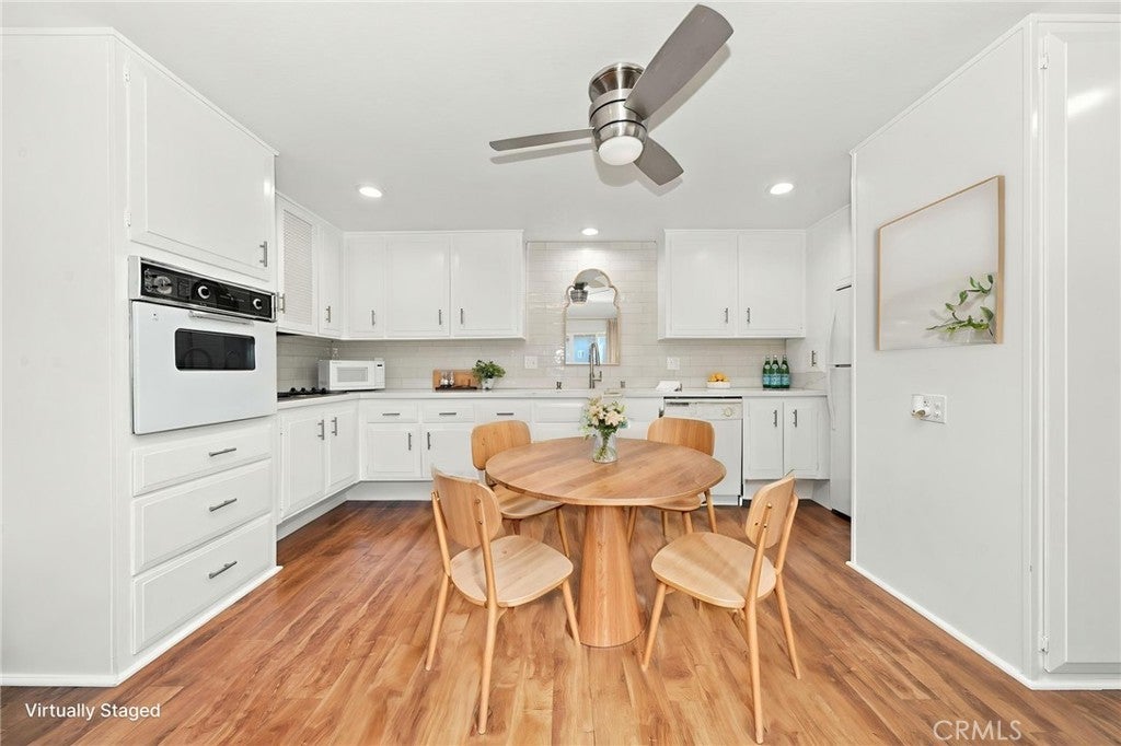 1400 Mayfield 57-J 57-J