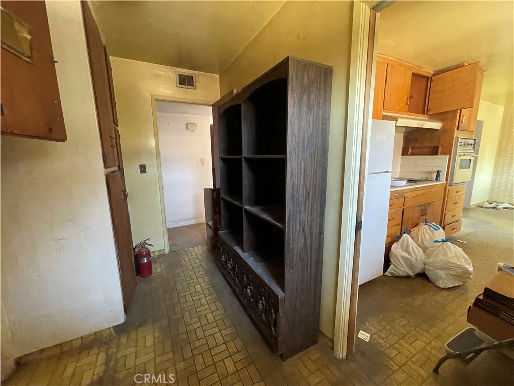 3917 Wood Lane