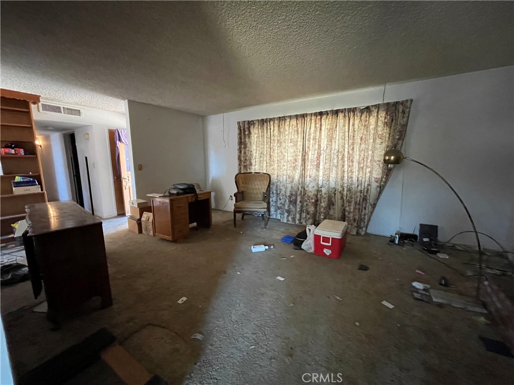 3917 Wood Lane