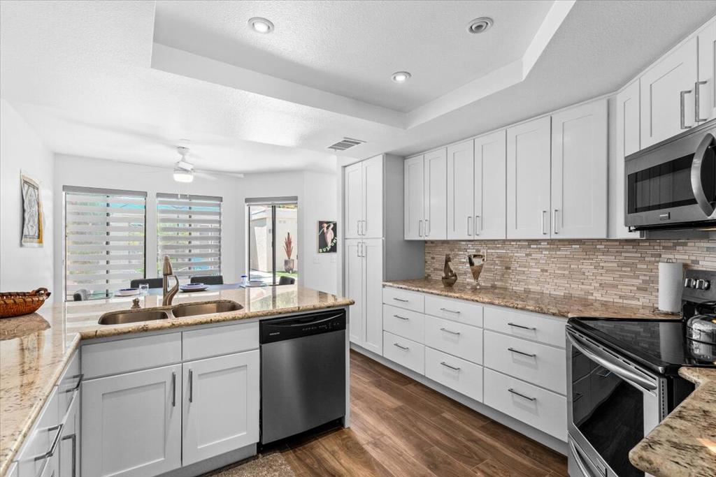 Santa Rosa Cove Coun - Residential