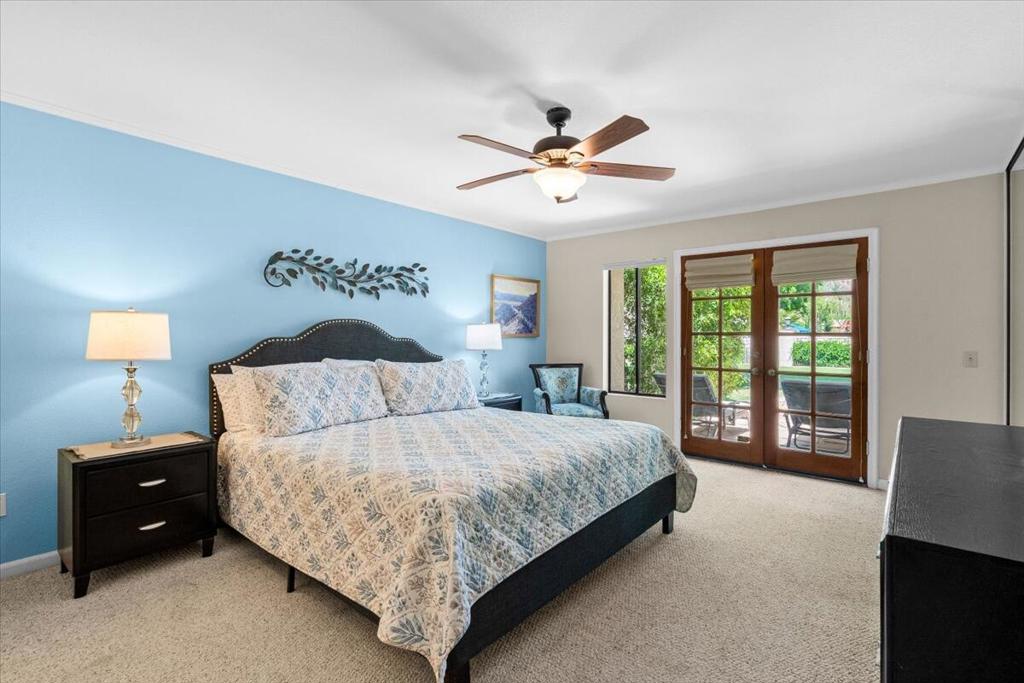 Santa Rosa Cove Coun - Residential