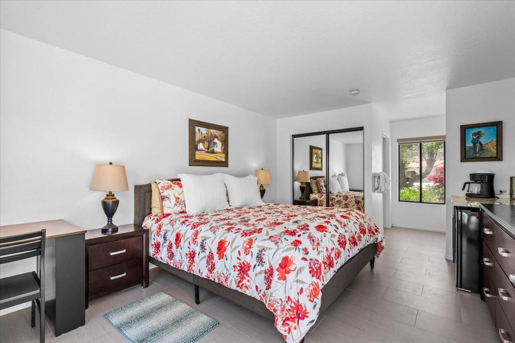 Santa Rosa Cove Coun - Residential