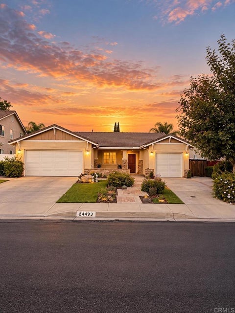 Photo of 24493 Corte Rojelio, Murrieta, CA 92562 (MLS # NDP2608859)