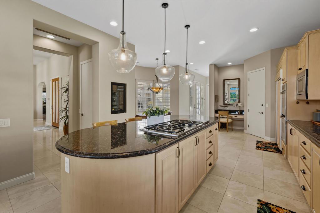 PGA Greg Norman - Residential