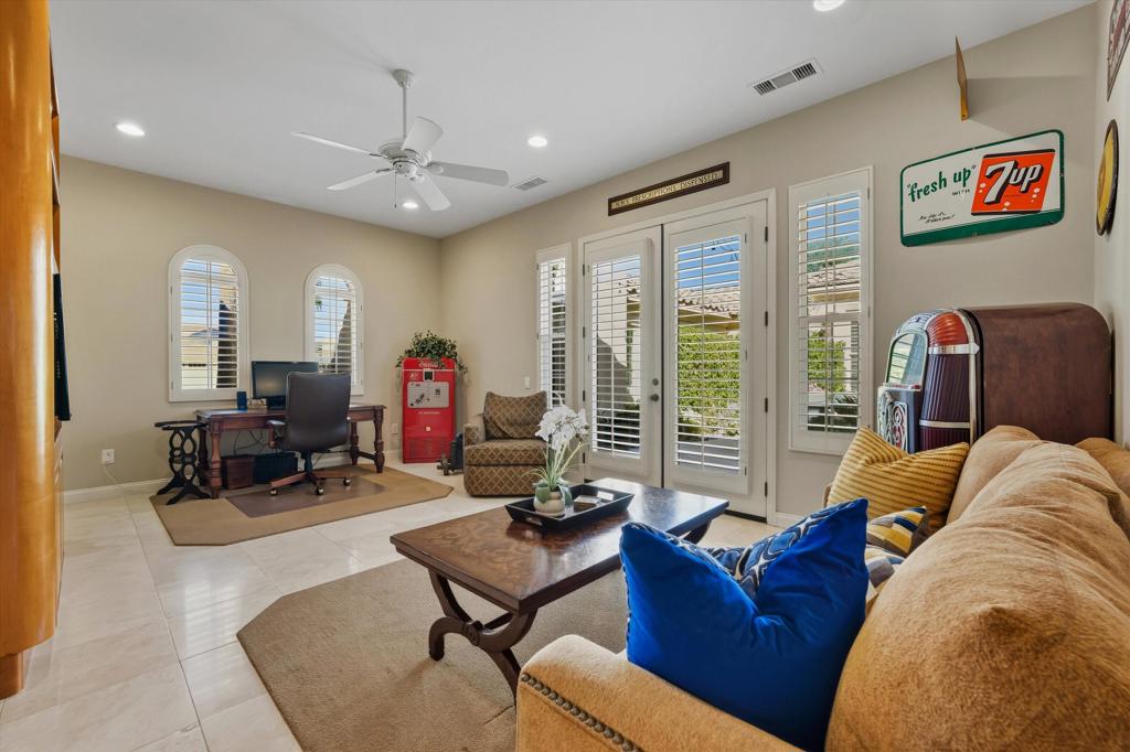 PGA Greg Norman - Residential