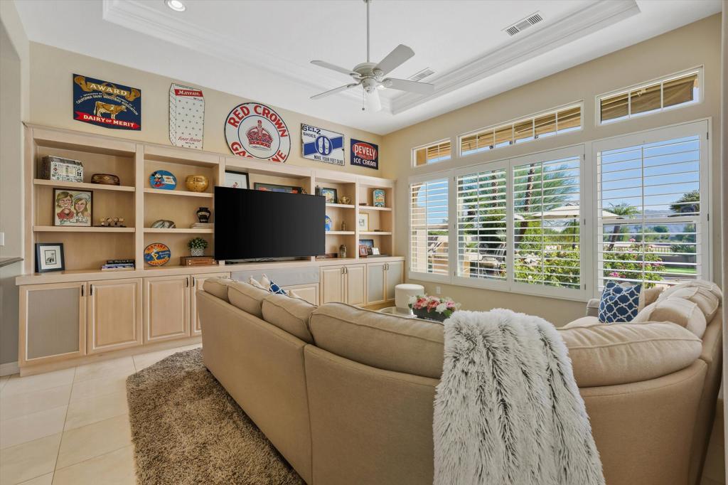 PGA Greg Norman - Residential