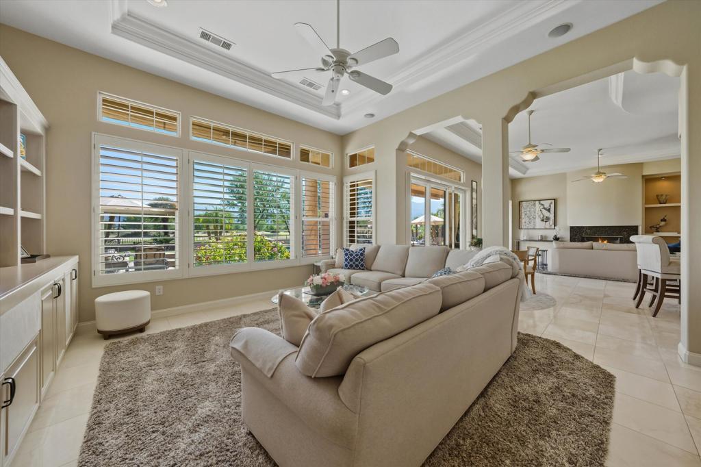 PGA Greg Norman - Residential