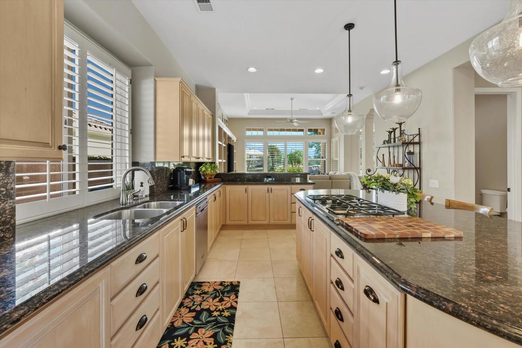 PGA Greg Norman - Residential