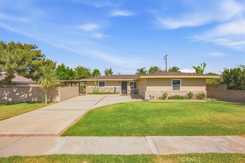 Photo of 1623 S Lang AVE, West Covina, CA 91790 (MLS # CV26180939)