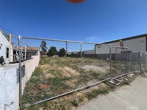 MLS: TR26084457