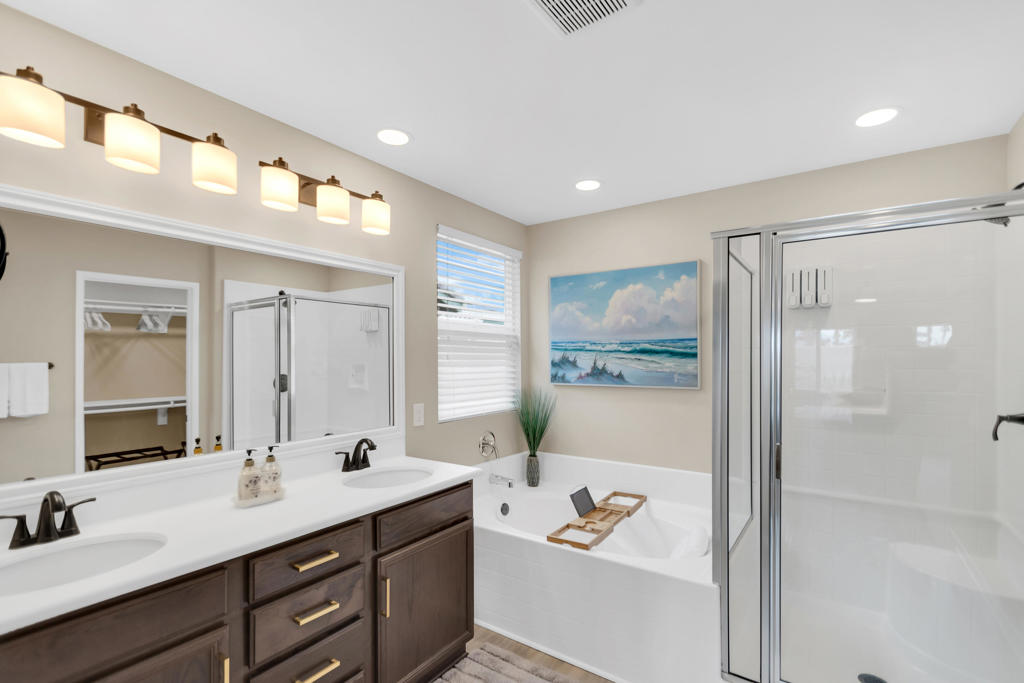 Terra Lago - Residential