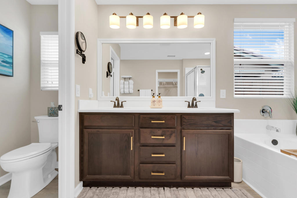 Terra Lago - Residential