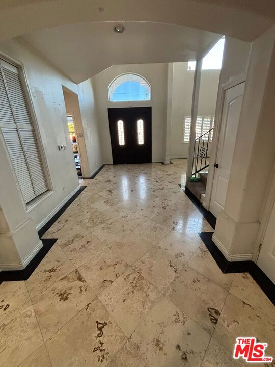 2600 W Picadilly Way