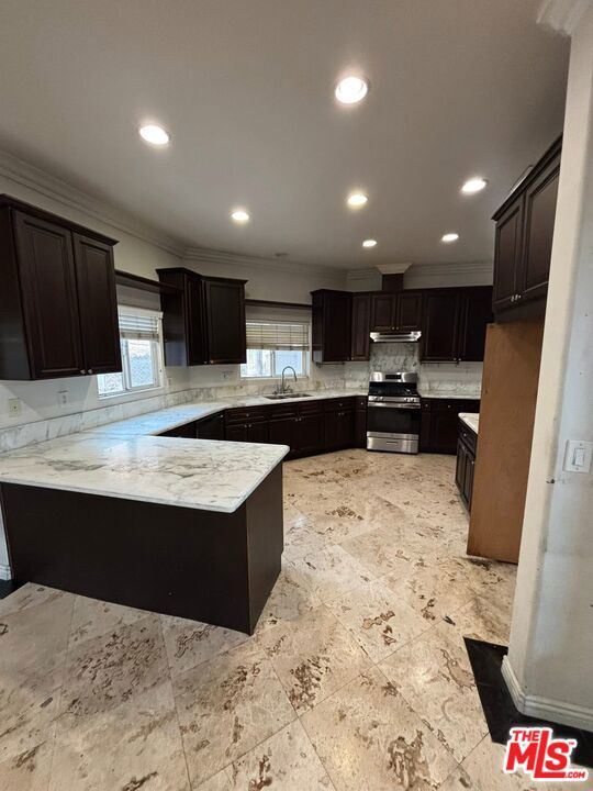 2600 W Picadilly Way