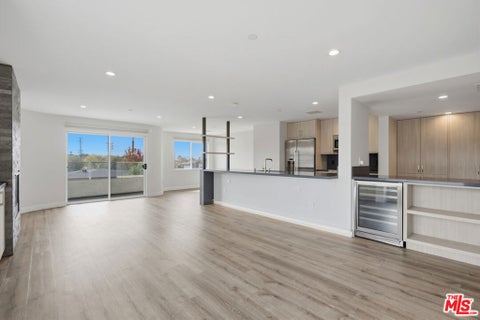Photo of 10951 National Boulevard #303, Los Angeles, CA 90064 (MLS # 26104170)