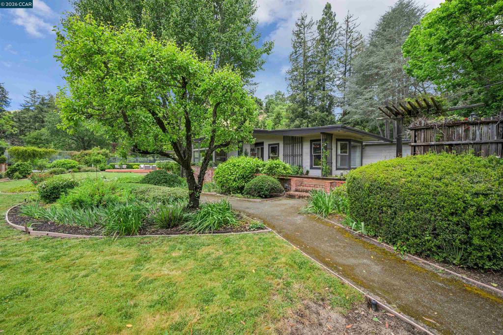 3814 Happy Valley Rd
