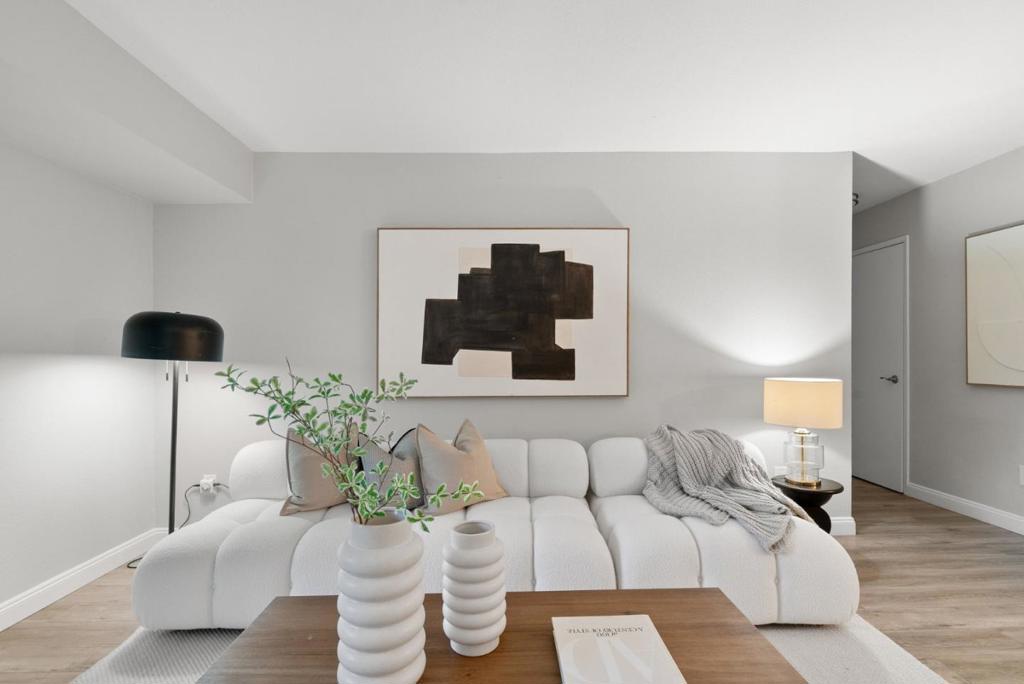 281 Tradewinds Drive 7