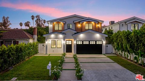 Photo of 4539 Longridge Avenue, Studio City, CA 91423 (MLS # 25616539)