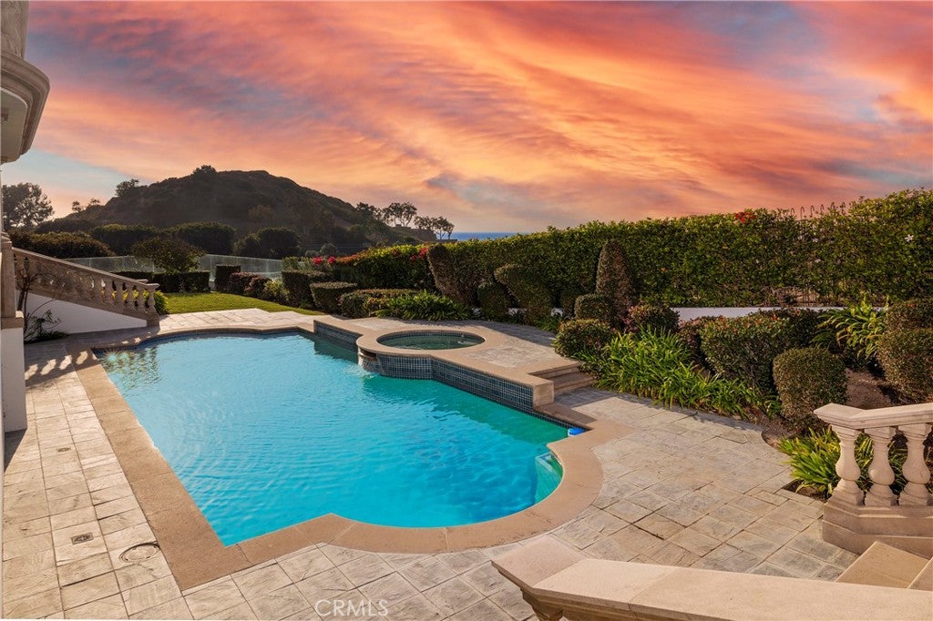 105 Irvine Cove Court, Laguna Beach CA 92651 - Photo 10