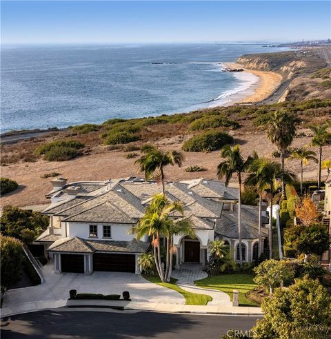 Photo of 105 Irvine Cove Court, Laguna Beach, CA 92651 (MLS # NP26090870)