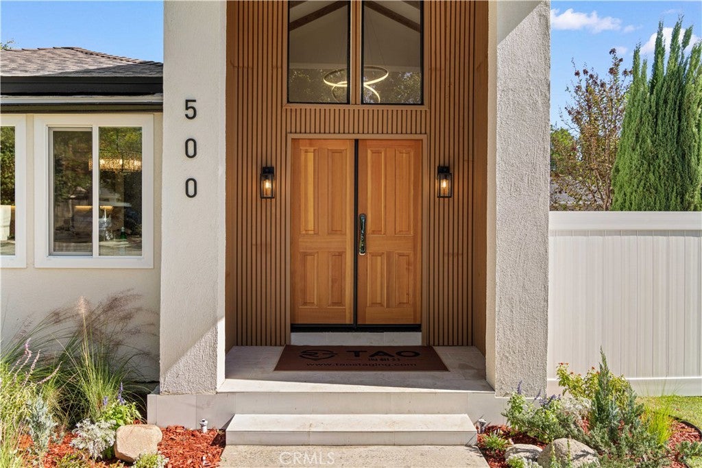 500 Santa Paula Avenue