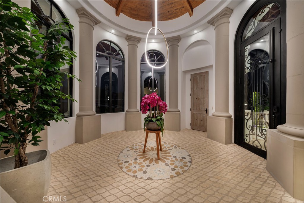 Country Club Estates (785) - Residential