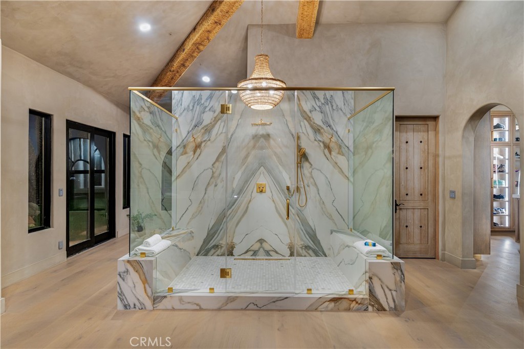 Country Club Estates (785) - Residential