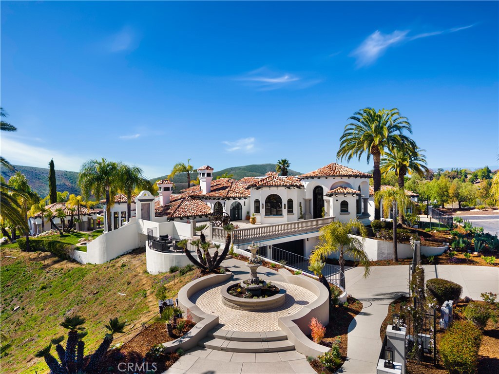1090 Vista Ridge Lane