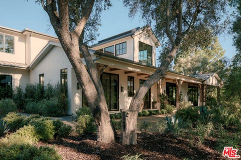 Photo of 5350 Round Meadow Road, Hidden Hills, CA 91302 (MLS # 26864711)