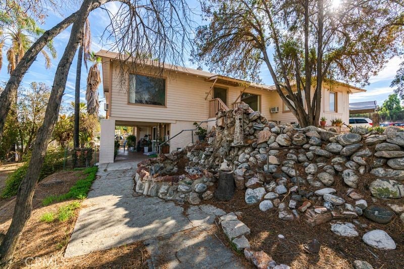11288 San Juan Street A&B