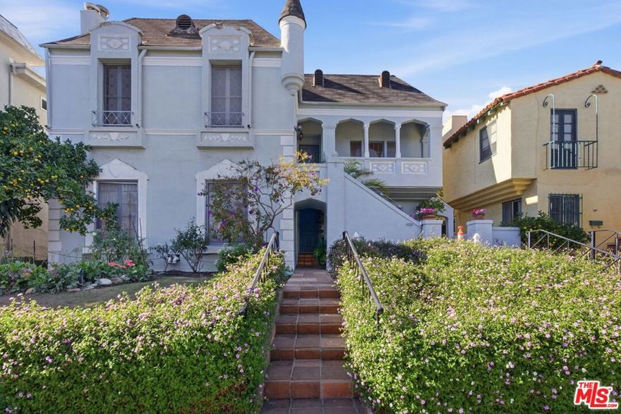 Discover your perfect home in the heart of prime Beverly Hills! This spacious upper-level duplex offers an abundance of natural light throughout its beautifully designed 3-bedroom, 2-bathroom layout. Enjoy elegant living with a formal living room and dining room, perfect for entertaining guests. The hardwood floors add warmth and charm, while the den provides a versatile space for work or relaxation. Step out onto not one, but two private balconies to soak in the serene surroundings. Convenience is key with an in-unit washer and dryer, central air and heat to keep you comfortable year-round, and two parking spaces including one secure spot inside a private garage. Don't miss this rare opportunity to live in style and comfort in one of Beverly Hills' most sought-after locations!