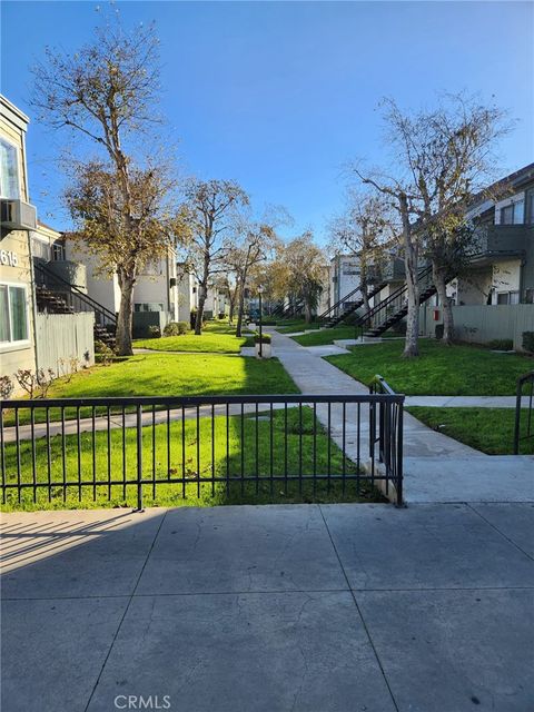 Photo of 623 N Bristol St, Santa Ana, CA 92703 (MLS # NP26022821)