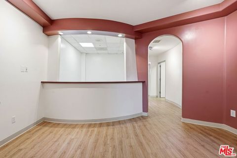 Photo of 1000 Newbury Road #110, Thousand Oaks, CA 91320 (MLS # 26830979)
