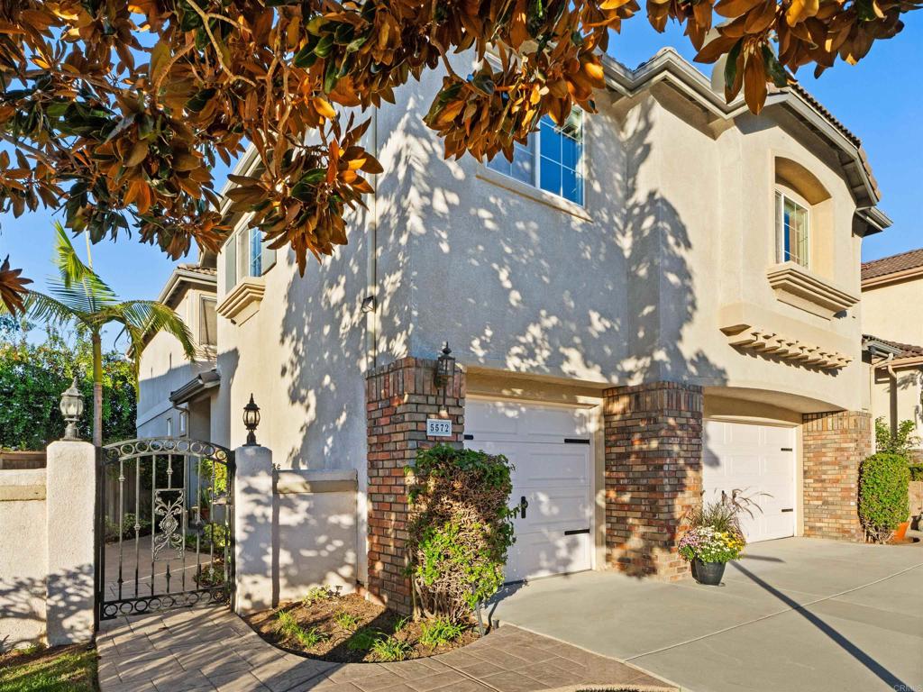 5572 Foxtail Loop