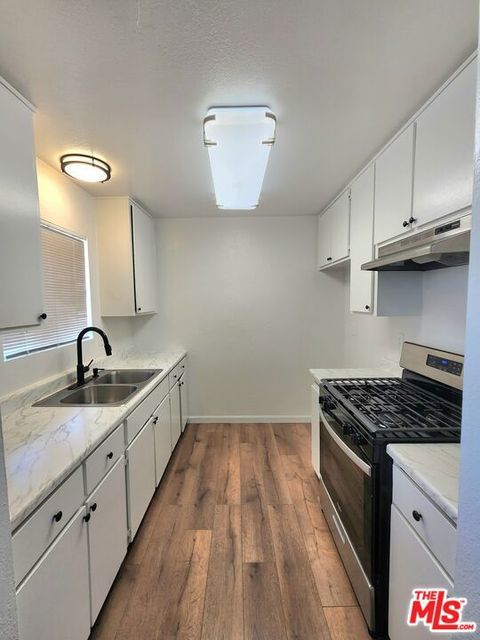 Photo of 165 N Hamilton Avenue #10, Hemet, CA 92543 (MLS # 26662167)