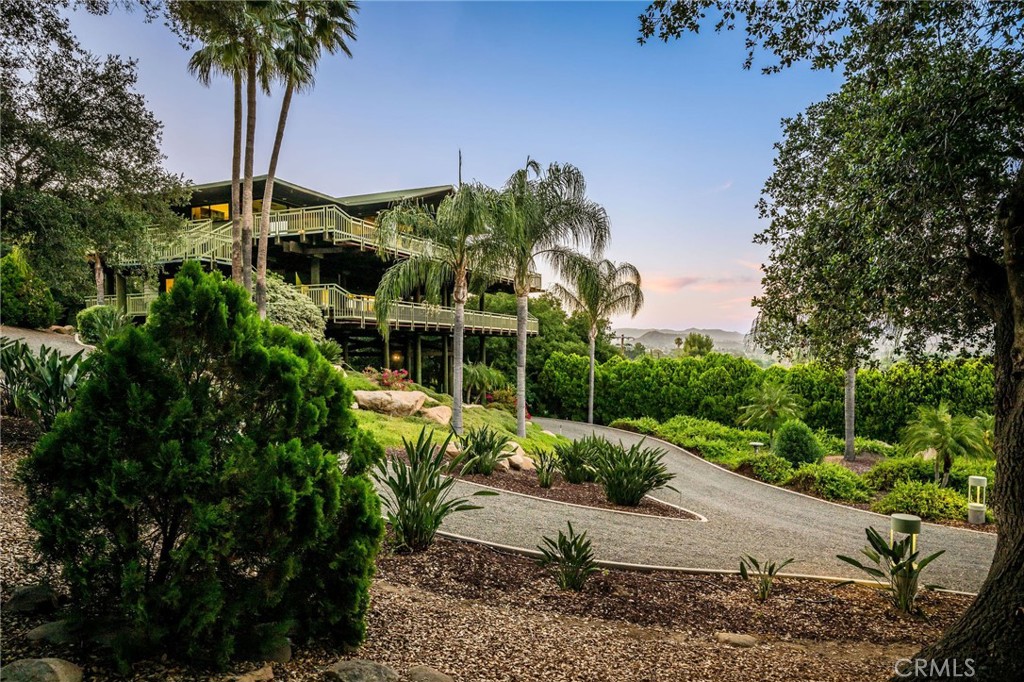 33333 Westlong Street