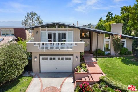 4040 Coldstream Terrace Tarzana CA 91356