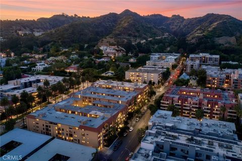 1735 N Fuller Avenue 445 Los Angeles CA 90046