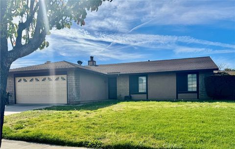 Photo of 15681 San Jacinto Ave, Fontana, CA 92336 (MLS # CV26002788)